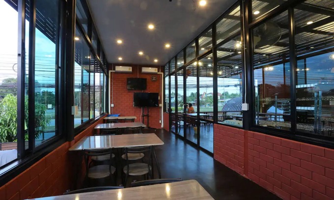 Tak Hotel | Baan Chang Hotel & Coffee House