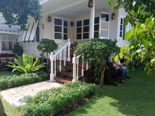 Ramkhamhaeng Casa | Baan Chay Klong, Canal side Classic Home 2BRs