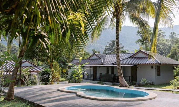 Khuekkhak Casa | Baan Gatto