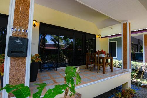Krabi Casa | Baan Peaceful Villa 2, Ao Nang