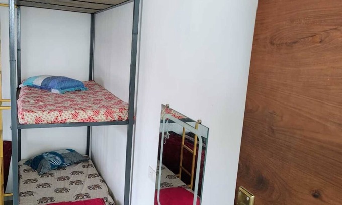 Shri Madhopur Hotel | Baba Sundaram Hotel & Restaurant