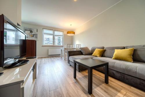 Krzyki Apartamento | Babiego Lata Spacious Apartment