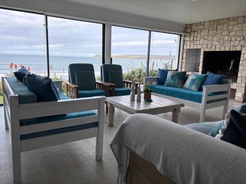 Witsand Casa | Baby Whale Bliss - Beachfront House