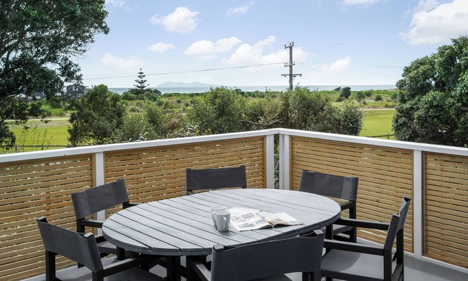 Waihi Beach Casa | Bach116: Beach Holidays at Waihi Beach