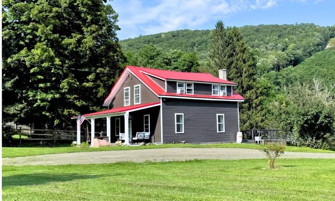 Cooperstown Cabaña | "Back Cottage” 2 mi - Cooperstown; 4 mi - Dreams Park