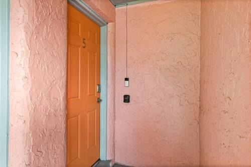 St. Augustine Hotel | Back in Time Motel- 50's Glamour in St Augustine