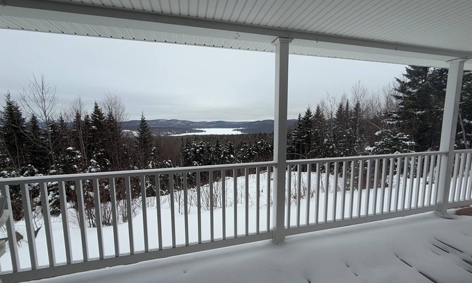 Pittsburg Casa | Back Lake Views! Sleeps 12, Flat Rate, Direct ATV & Private Snowmobile Access!