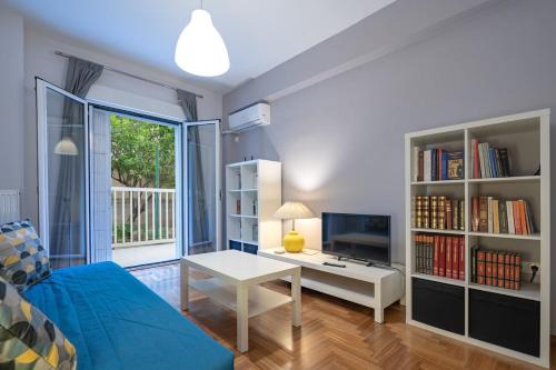 Nea Chalkidona Apartamento | Backyard Bliss in Ano Patisia by ΜΡS