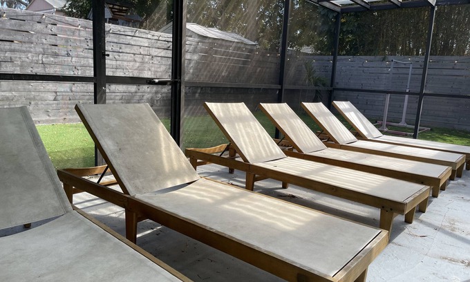 Disston Heights Casa | Backyard oasis Family Fun