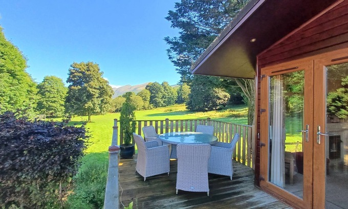 Troutbeck Cabina | Badgers Rest - a holiday lodge that sleeps 6 guests in 3 bedrooms