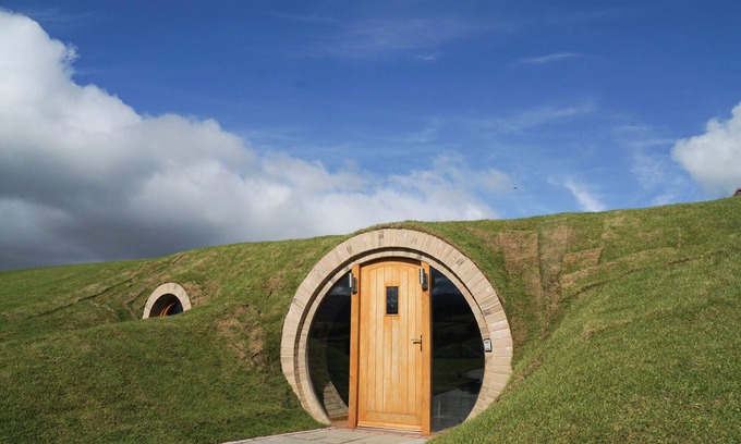 Rhayader Cabaña | BADGERS VIEW, pet friendly, character holiday cottage in Rhayader