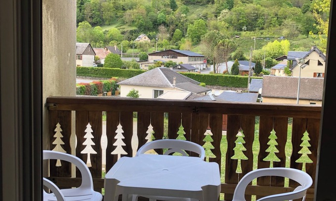 Bagneres-de-Luchon Apartamento | Bagneres de Luchon, Résidence Avec Piscine