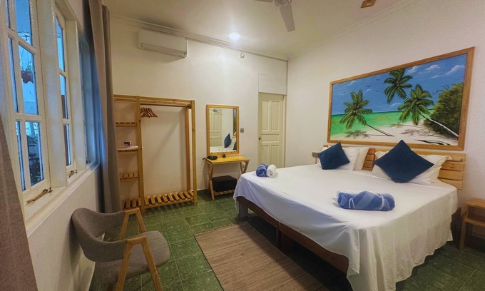 Himmafushi Casa | Bahaaru Villa Surf and Stay