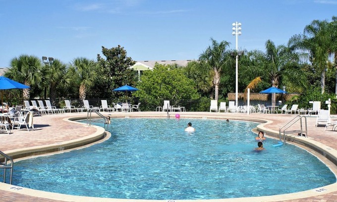 Lake Davenport Estates Condominio | Bahama Bay Caribbean Island themed resort of near to Disney