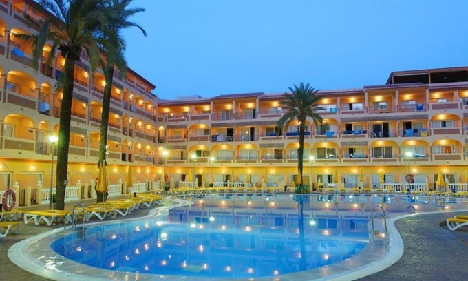 Velilla-Taramay Hotel | Bahia Tropical