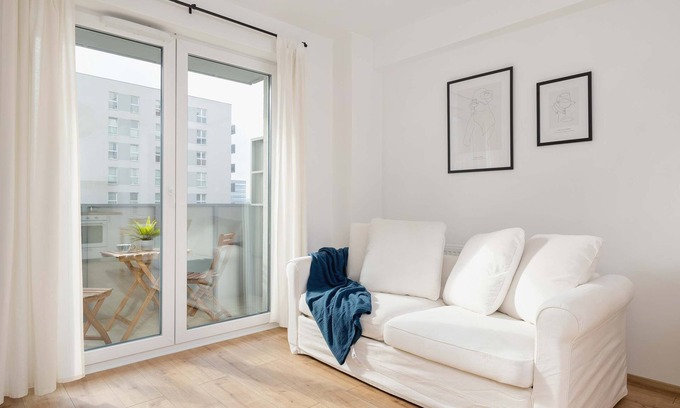 Katowice Apartamento | Baildona 18C | Bright Apartment | Balcony, Parking