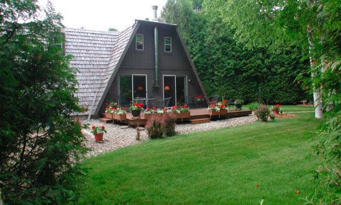 Baileys Harbor Cabina | Bailey's Harbour Cabin Aislado en Woods, a poca distancia de Kangaroo Lake-DUPLEX