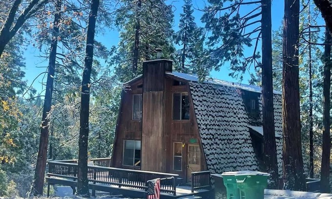 Twain Harte Casa | 🏞️ Baio Cabin – Rustic Retreat w/ Twain Harte Lake Access & Spacious Deck