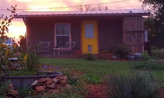 Marble Falls Casa | Bait House, a Rustic Tiny House