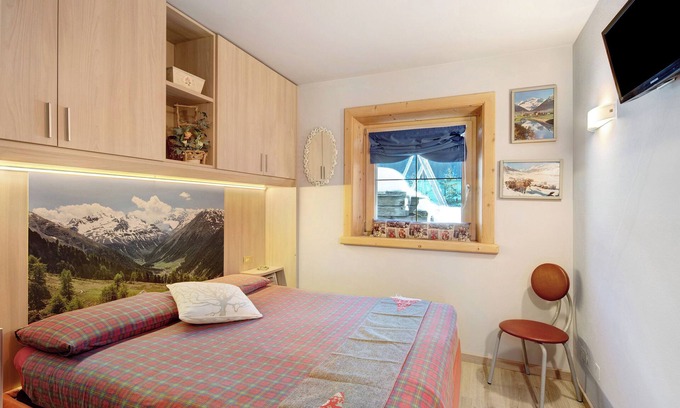 Livigno Apartamento | "Baita del Sole Appartamento 3" con vistas a la montaña, Wi-Fi, terraza y jardín