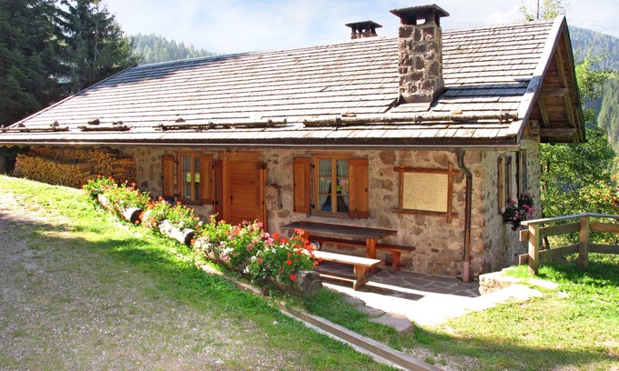 Predazzo Casa | Baita El Deroch by Interhome