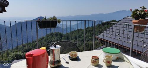 Intragna Casa | Baita Michele con Terrazzo e bellissima Vista Lago x 4 Persone