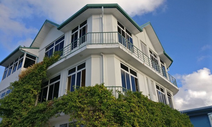 Dhaandhoo Casa | Baivaru Guesthouse Services