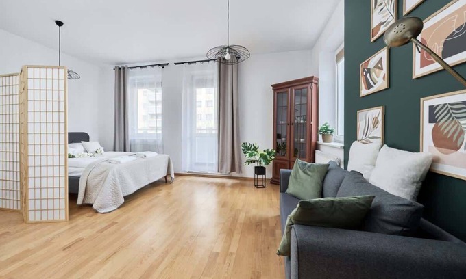 Fabryczna Apartamento | Bajana 13 | Spacious Studio | Quiet neighborhood