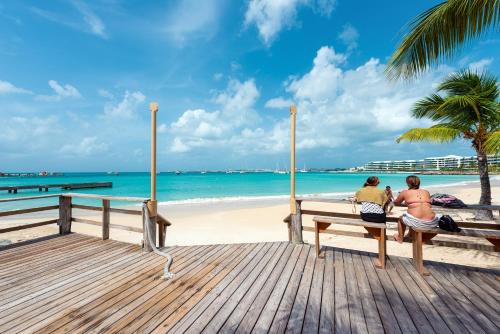 Simpson Bay Hotel | Baker's Suites