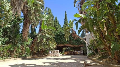 Aguilas Villa | Bakit House - Casa rural con piscina
