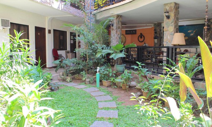 Coron Town Proper Hotel | Balaibinda Lodge