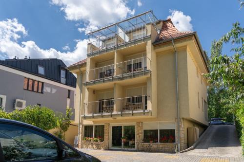 Balatonfured Casa | BALATONAIR Vendégház