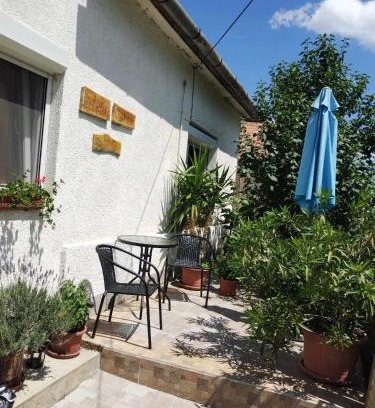 Kungos Casa | Balatongyöngye vendégház