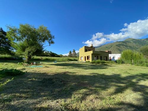 Volcán Chalet De Esquí | Balcón de Barcena