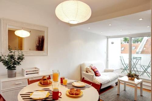 Sao Bento Apartamento | Balcony Apartment in Lisbon Center