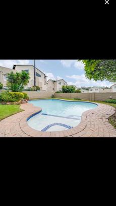Greater Johannesburg Metropolitan Area Apartamento | Balcony Bliss