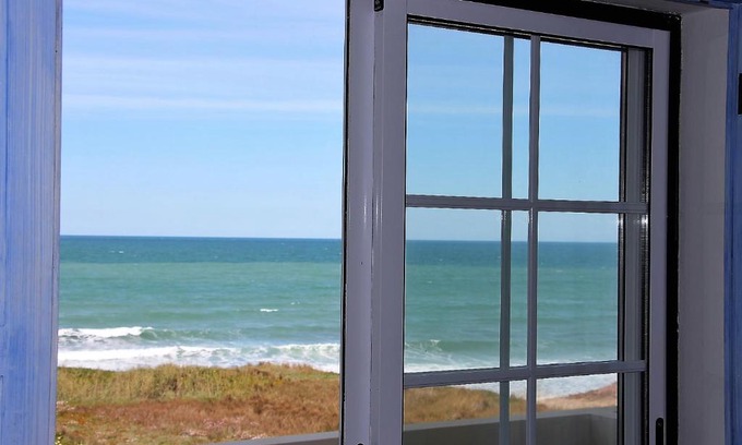 Baleal Apartamento | Baleal, by the sea with swimming pool