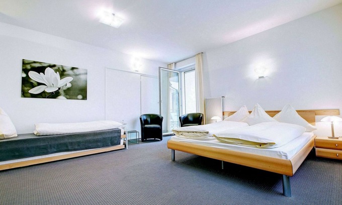 Basilea Hotel | BALEGRA City Hotel Basel Contactless Self Check-in