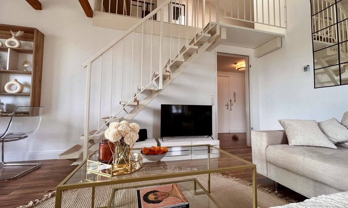 Schoenefeld Apartamento | BALI HOME Stylish apartment with terrace