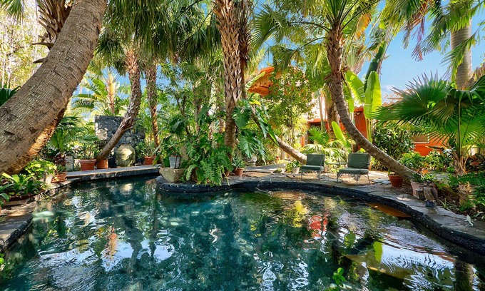 Parrot Cove Casa | Bali in PalmBeach, Golf, InterCoastal, Htd Pool!