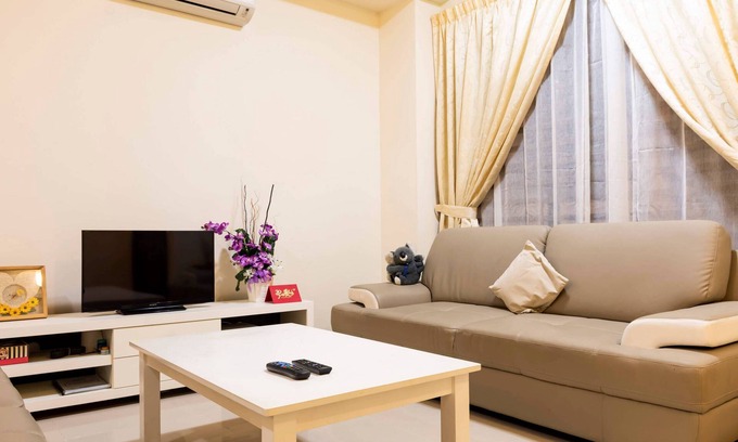 Kampung Terang Casa | Central Lodge Balik Pulau por D Imperio7