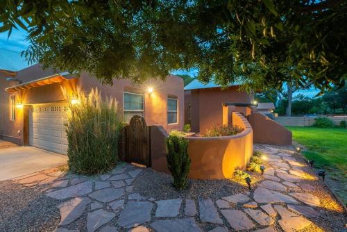 Alamedan Valley Casa | Balloon fiesta home