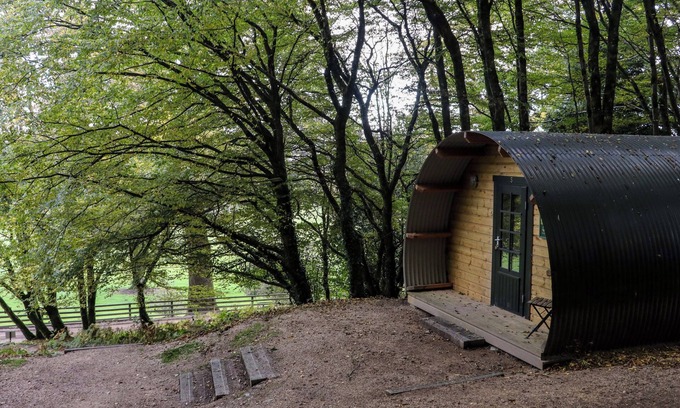Barranisky Cabaña | BALLYBEG POD 10, family friendly in Tinahely, County Wicklow
