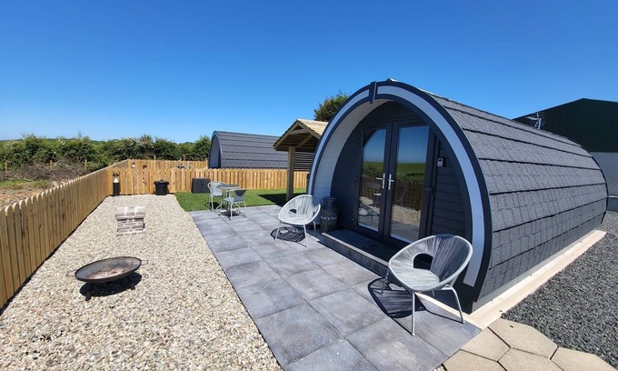 Bushmills Cabina | Ballyhemlin Pods - Blackthorn