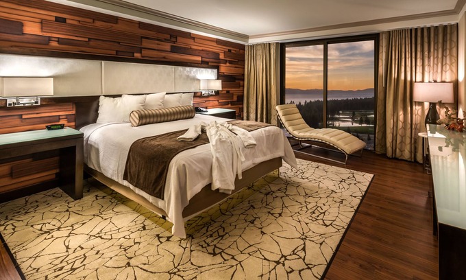 Stateline Hotel | Bally’s Lake Tahoe Casino Resort