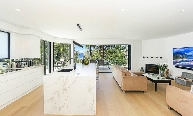 Mosman Villa | Balmoral Beach Luxury (new)- Grand Villa