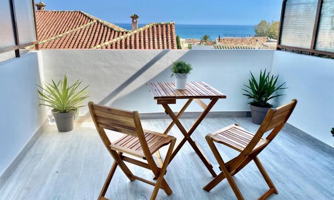 Pedregalejo Apartamento | BALNEARIO - Moderno Estudio en Pedregalejo, playa a 400 metros