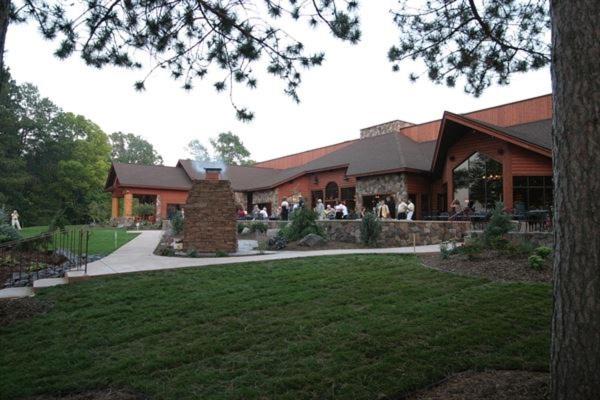 Balsam Lake Hotel | Balsam Lake Lodge