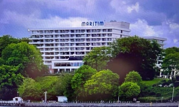 Dusternbrook Apartamento | Baltic Sea at its finest/luxury apartment in Maritim with super kitchen/10 m sunny balcony TG