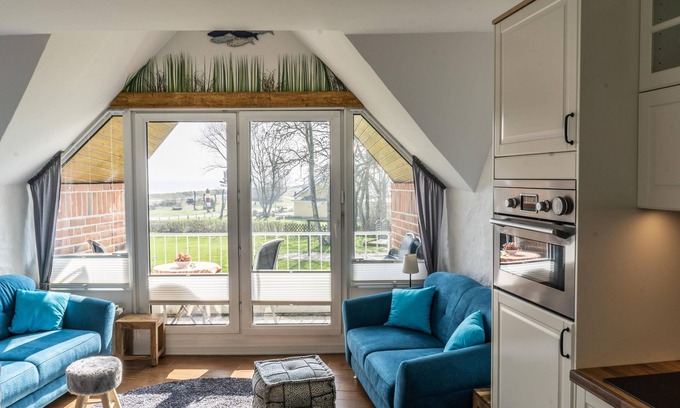Kronsgaard Apartamento | Baltic Sea view - 1st floor, balcony, shower, washing machine, swimming pool, infrared cabin